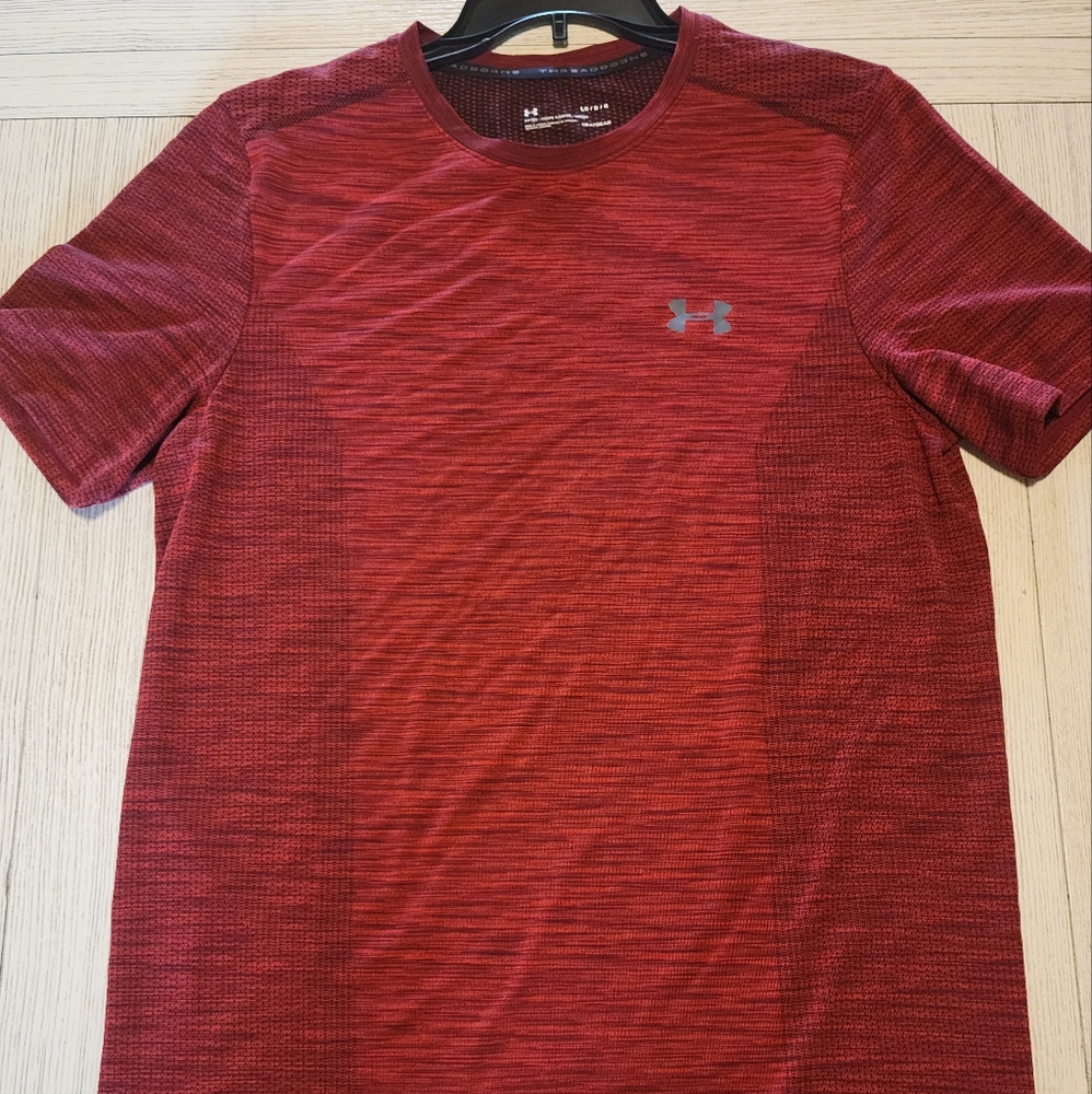Under Armour heat gear shirt large